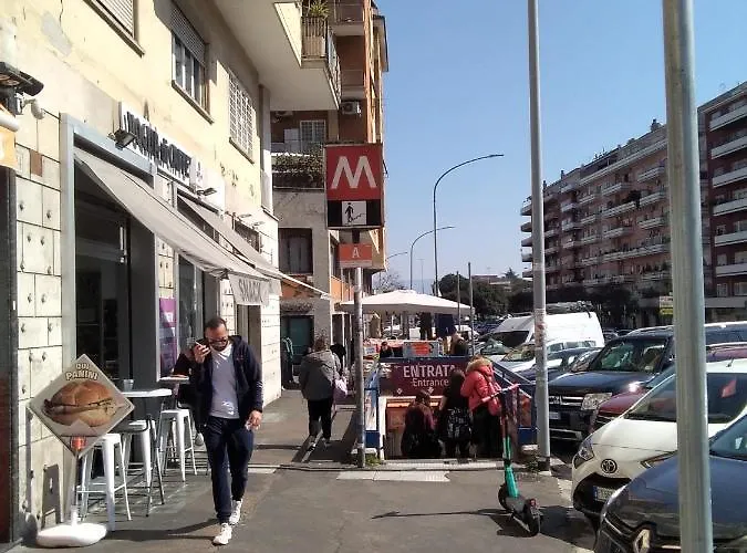 La Casa Di Ludovica All'appio Latino Apartamento Roma