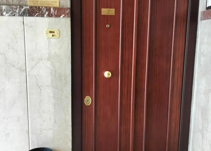 Apartamento La Casa Di Ludovica All'appio Latino *
